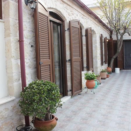 Artemisia Traditional Home Choudetsi Exteriér fotografie