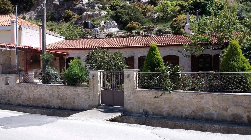 Artemisia Traditional Home Choudetsi Exteriér fotografie